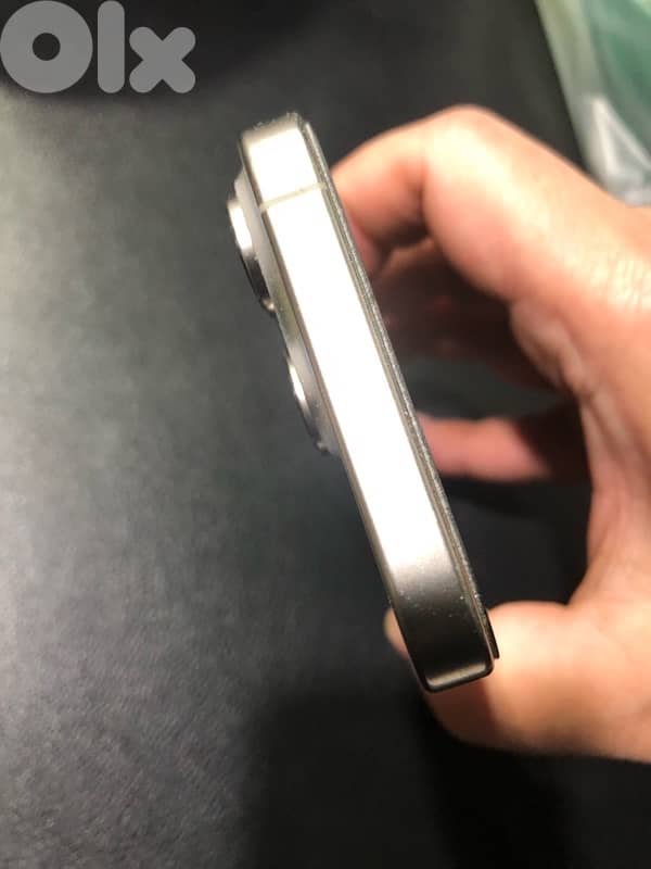 iphone 16pro 97% battery health 6