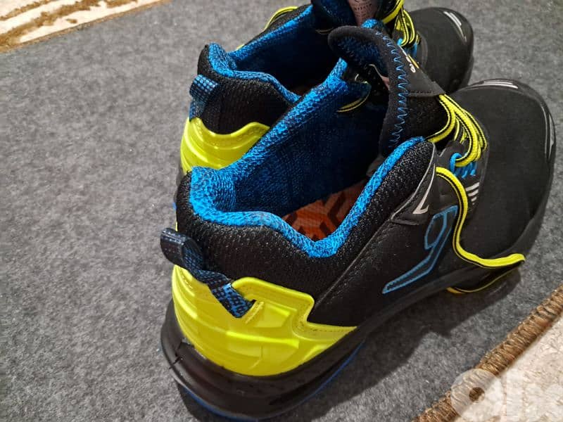 حذاء صناعي 1