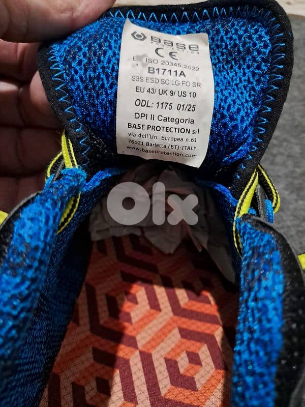 حذاء صناعي 2