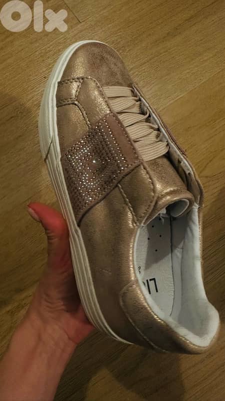 sneakers for girls 3