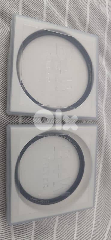 B+W UV filter xs pro 67 and 77mm 1