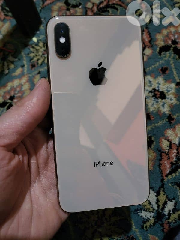 2 iphone xs 1