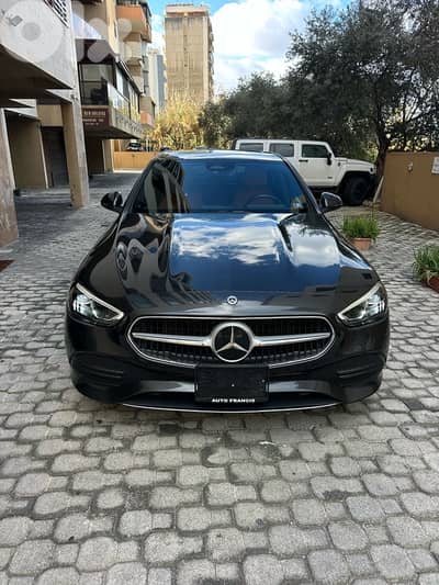 Mercedes C 300 4matic 2022 dark gray on basket (clean carfax)