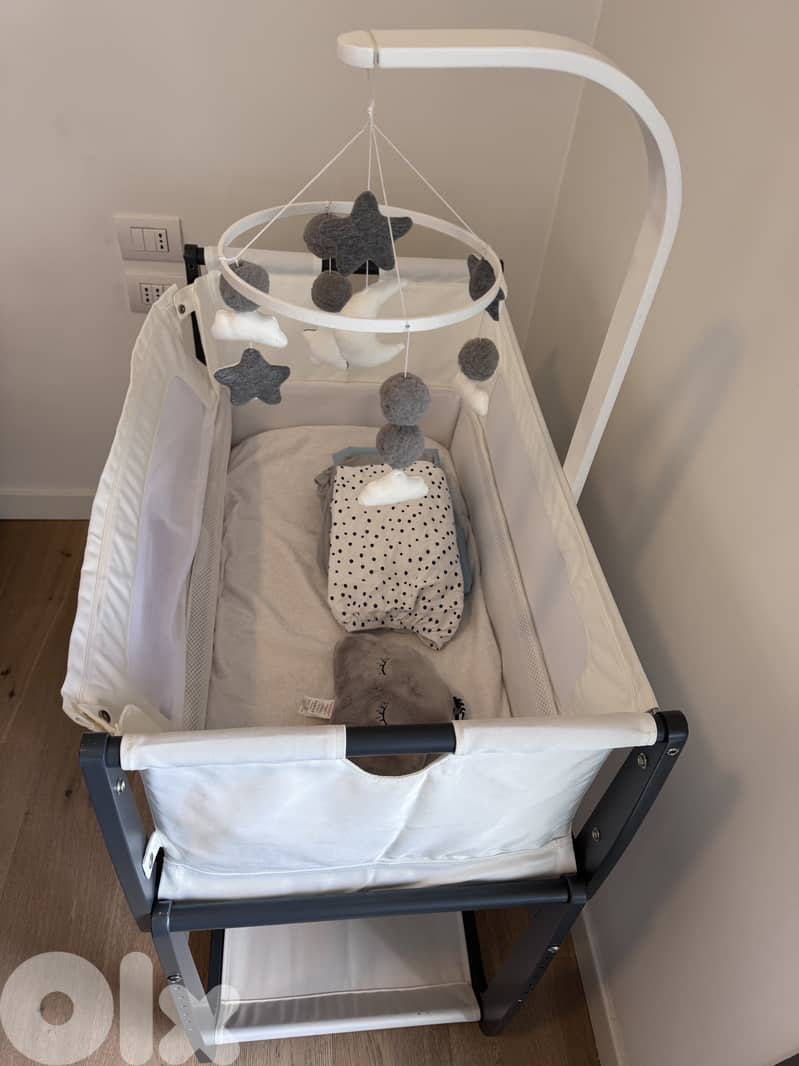 Snuz pod next to me 1