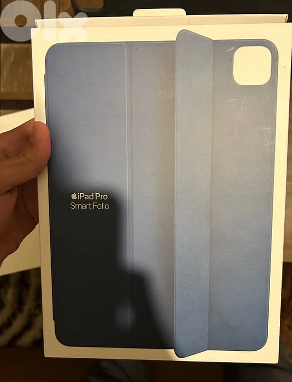 IPad Pro M2 Bundle with Magic Keyboard, Pencil. . . 4