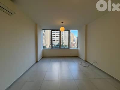 Apartment for rent in the heart of Hamraشقة للإيجار في قلب الحمرا