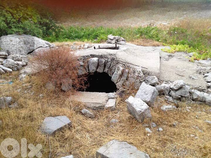 Land and Old House for Sale – Kfarakab 2