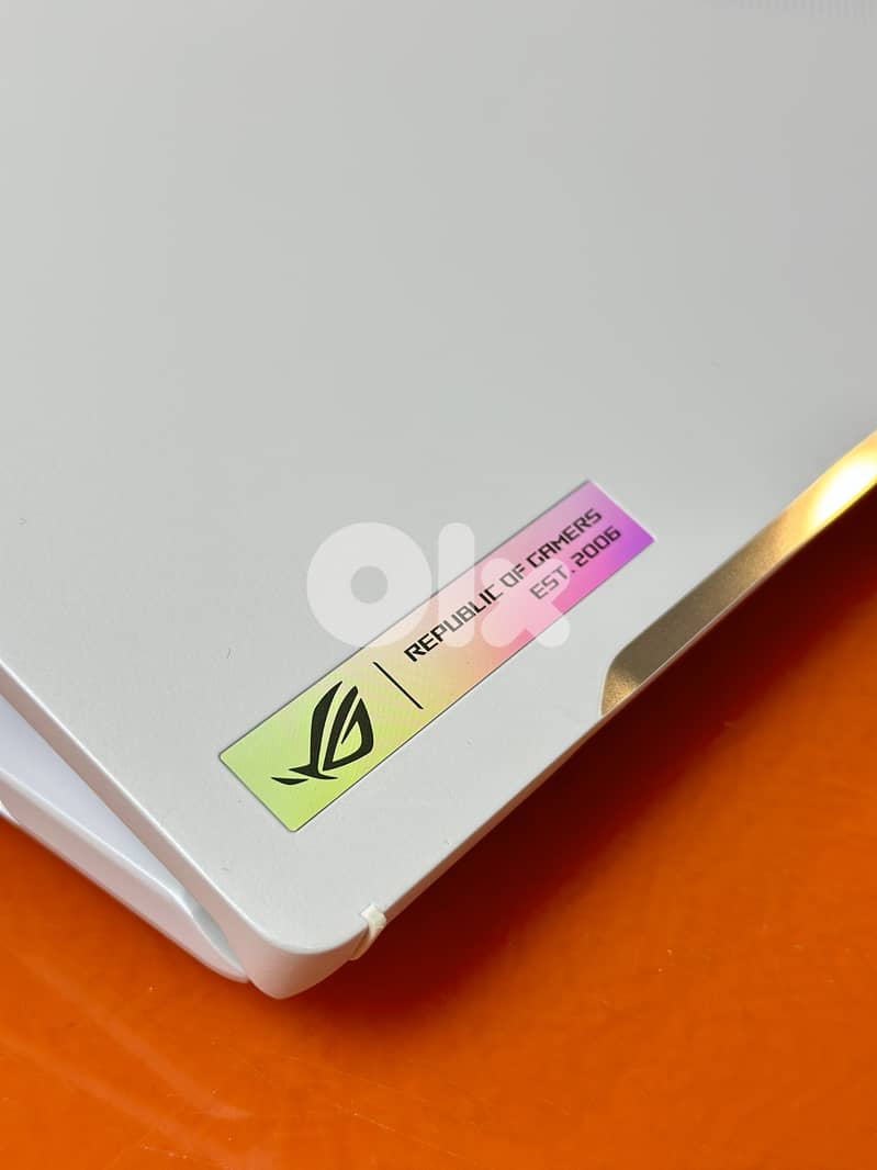 ASUS ROG ZEPHYRUS G14 RYZEN 9 7940HS RTX 4080 | RTX 4090 14” 2K 165HZ 3