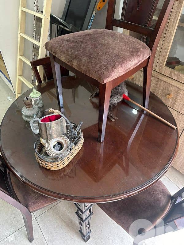 طاولة سفرة مبرومة وج قزاز خشب زان كتير مرتبة 2