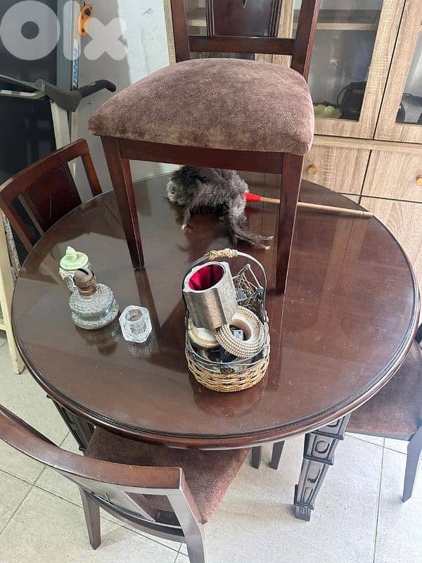 طاولة سفرة مبرومة وج قزاز خشب زان كتير مرتبة 4