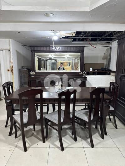 اوضة سفرة خشب زان ولاتي ملبسة قشر