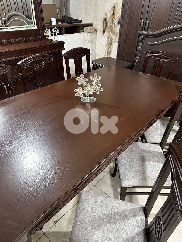 اوضة سفرة ملكية خشب زان ولاتي ملبسة قشر زان 6