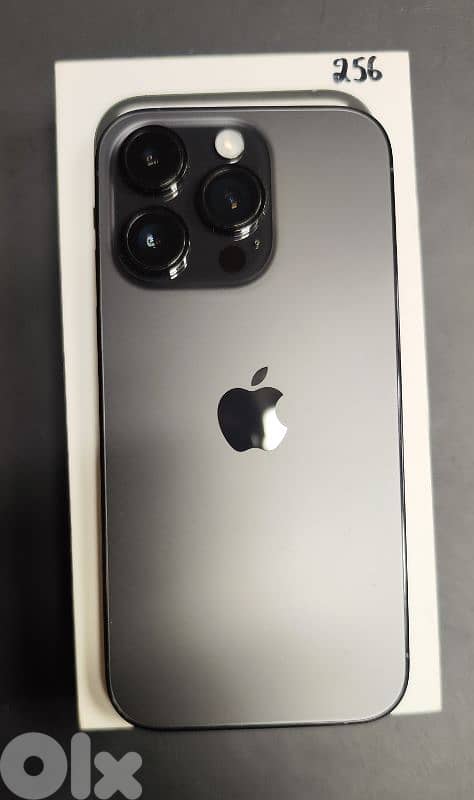iPhone 14 Pro 256GB - Excellent condition 3