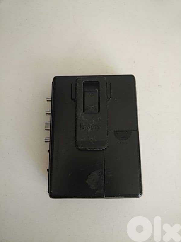 Vintage Walkman Sony WM-B47 (not working) - Not Negotiable 1