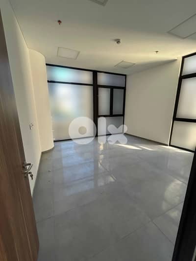SPACIOUS OFFICE FOR RENT IN BADARO , بدارو (350SQ) , (BDR-128)
