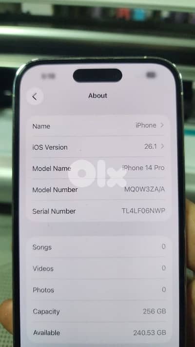 iPhone 14 pro like new battery 80 % 256