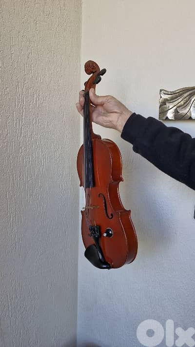 Electric violin