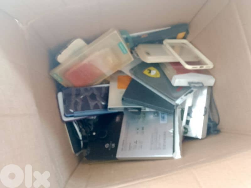 ALL PHONE CASES FOR SALE CLOSING STORE 2