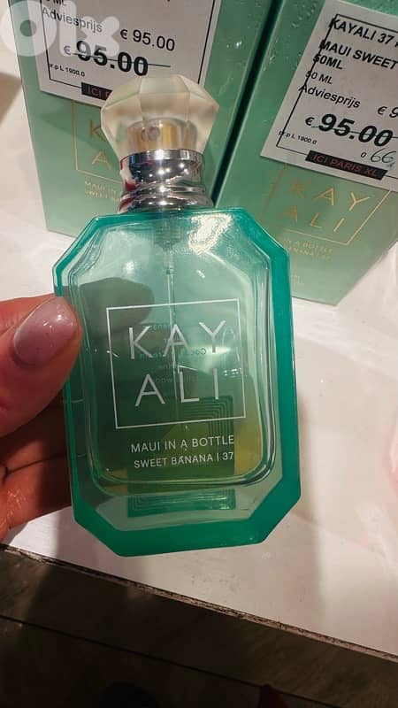 KAYALI  SWEET BANANA 1