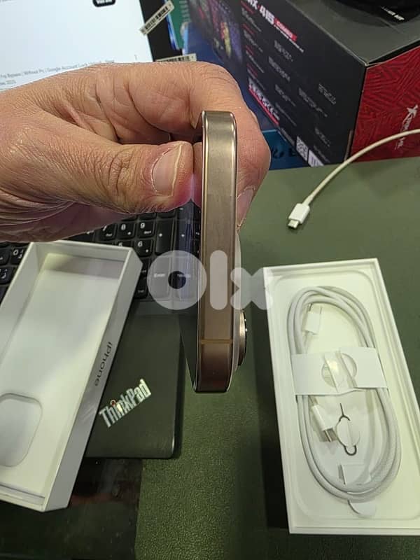 IPhone 16 pro 256gb 5