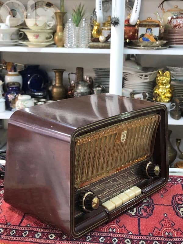 Vintage Philips Philetta Tube Radio 2