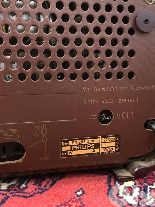 Vintage Philips Philetta Tube Radio 3