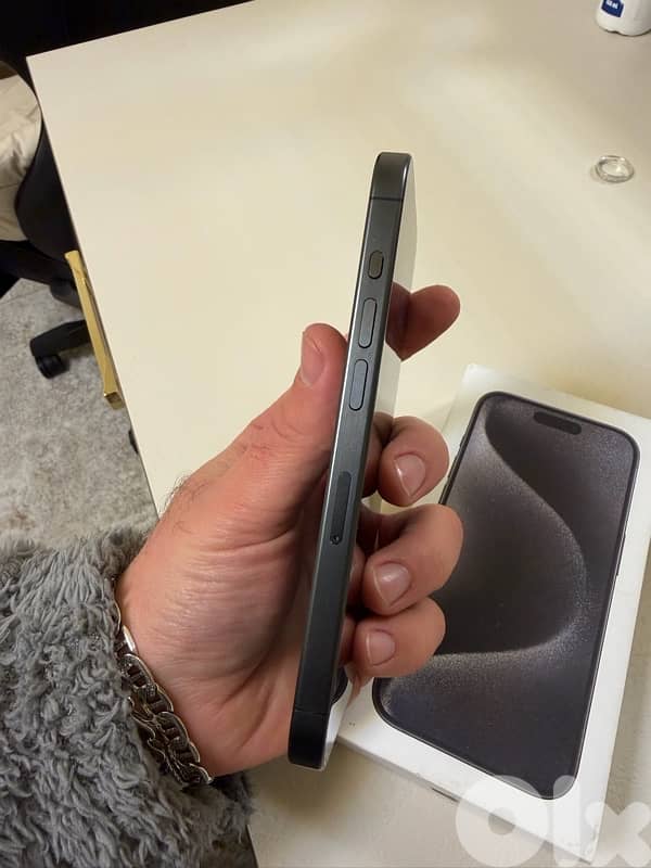 iphone 15 pro 128gb LIKE NEW ! 3