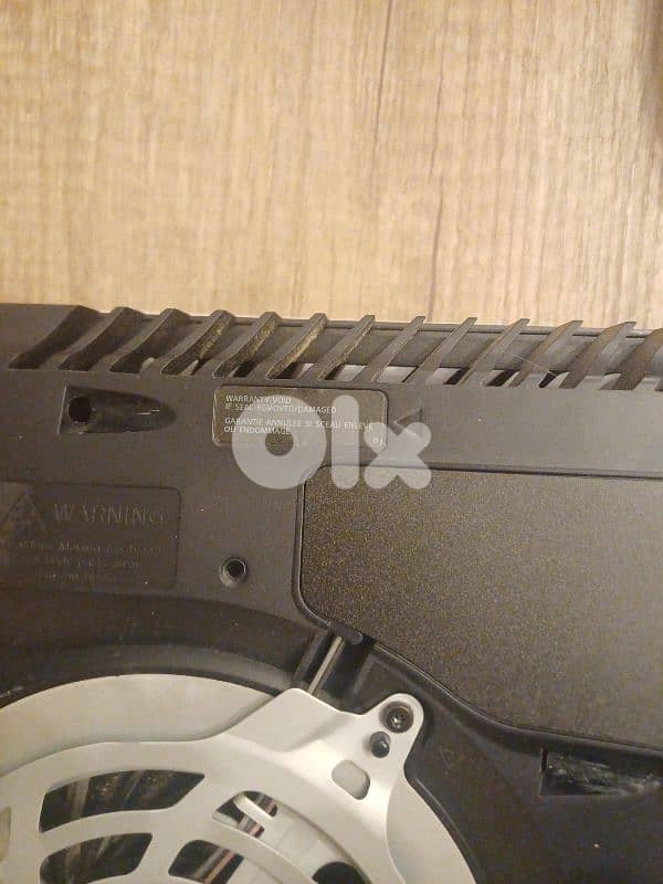 ps5+joystick and all cables very clean 2