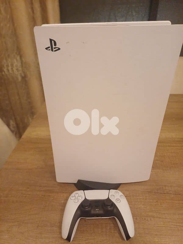 ps5+joystick and all cables very clean 3