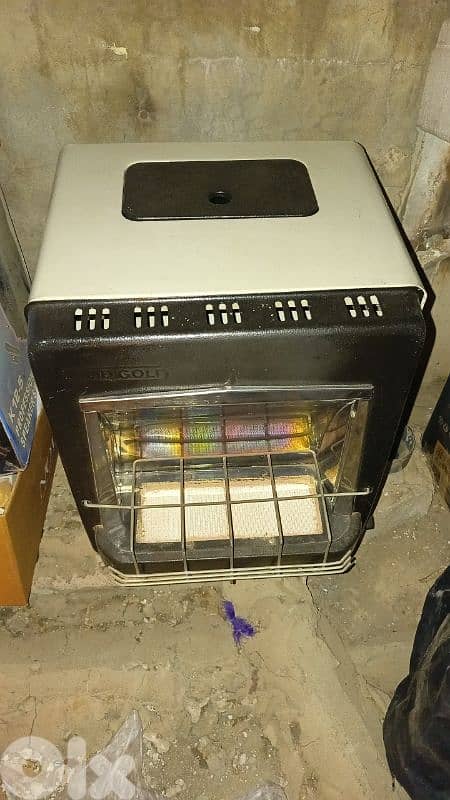 ٢ دفاية غاز + عامود بوق كهرباء 2