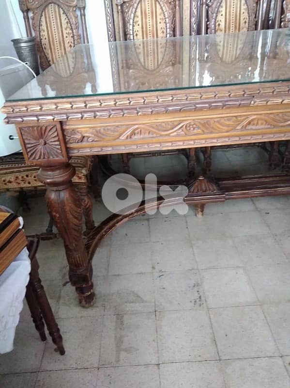vintage dining room 10 chairs plus dressoir صالون قديم رائع الجمال 5