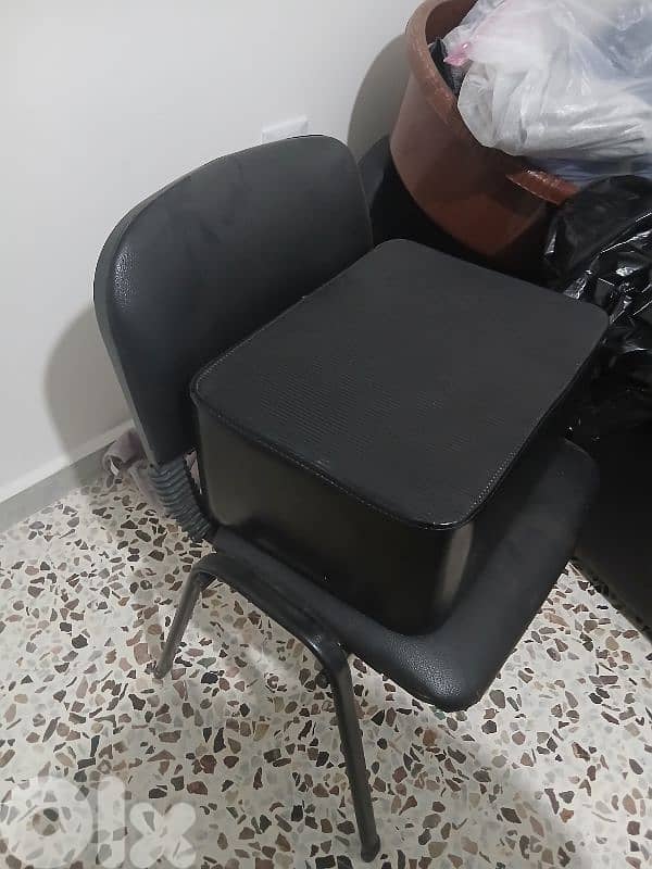 صالون حلاقة كامل للبيع 3