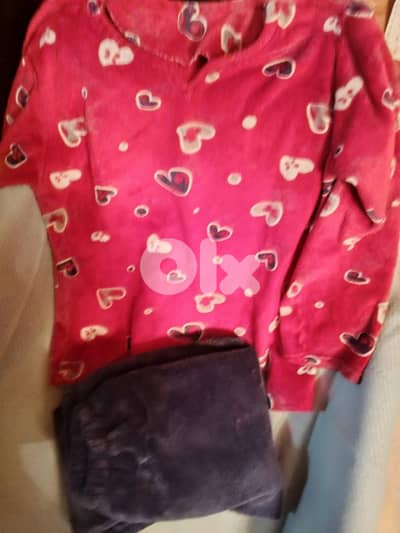 ثياب مستعملة بحالة جيدة