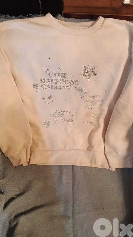 ثياب مستعملة بحالة جيدة 12