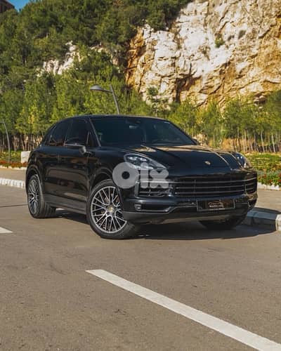 Porsche Cayenne 2019 , CLEAN CARFAX .