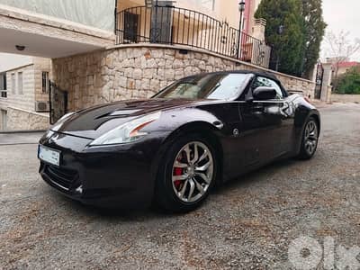 2010 Nissan 370Z Convertible Collector's Edition - rare Black Cherry