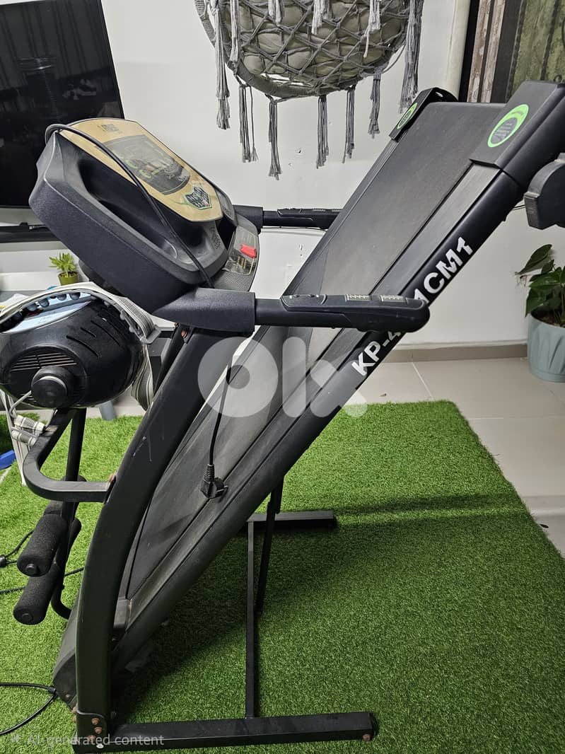 Treadmill with a vibration belt attachment - مكنة مشي 1