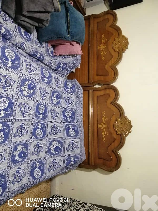 تختين أنتيك مفرد ونص 1