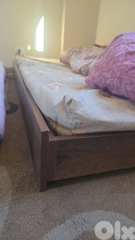 3 beds for childs used in very good Condition 1