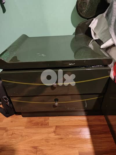 غرفة نوم كاملة    Complete bedroom set