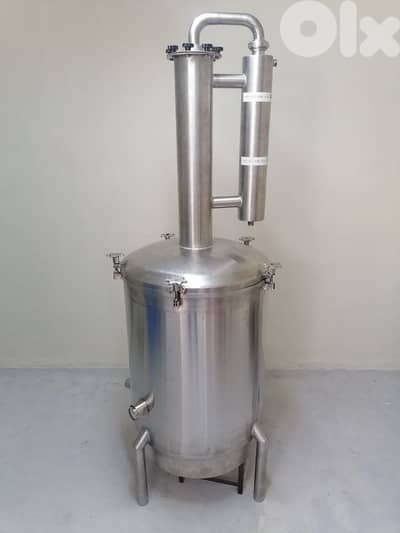 Oil Distillatory  جهاز تقطير الزيوت