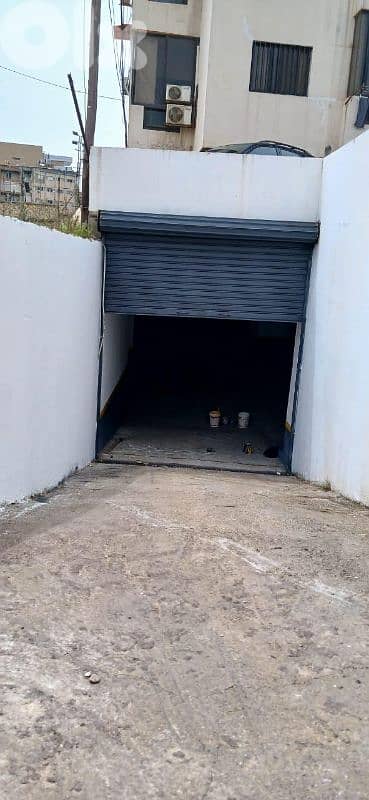 مستودع للإيجار فرن الشباك