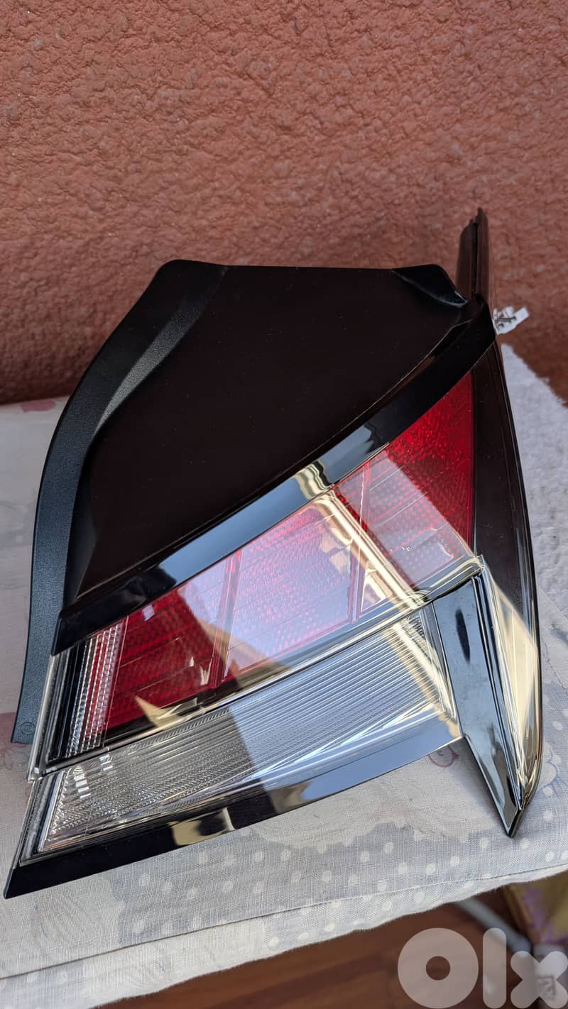 Hyundai Elantra 2021 2022 2023 2024 2025 2026 rear light set 3 pieces 2