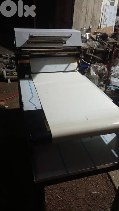 Dough Sheeter  آلة فرد العجين