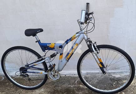 Cross bike iyess 28 b 75 $