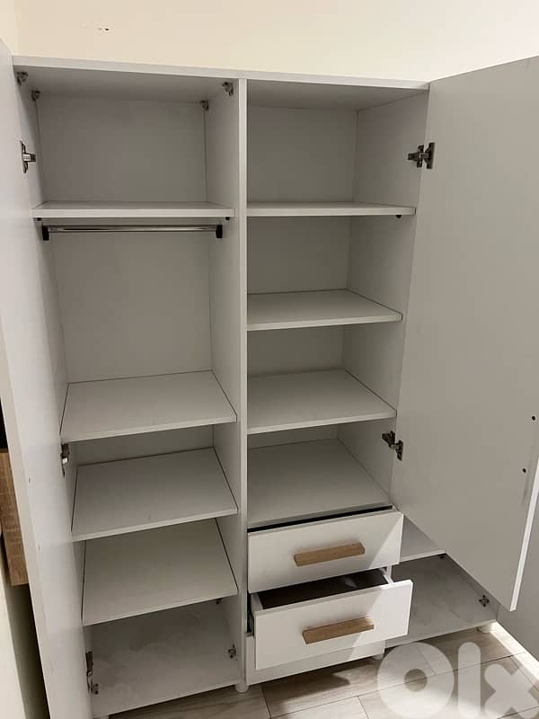 خزانة 3 درف جديدة من المعمل بافضل الاسعار 1