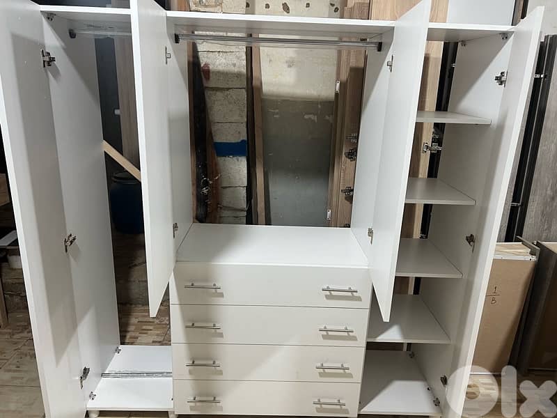 خزانة 4 درف جديدة من المعمل بافضل الاسعار 1