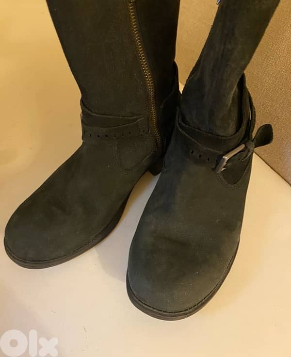 Ugg  dark blue suede boots 14