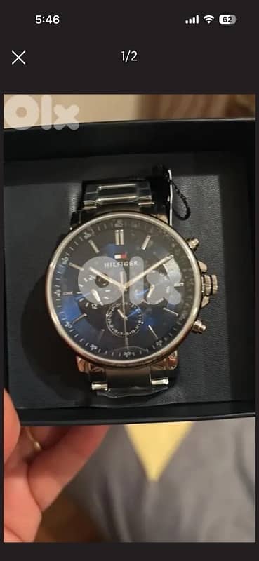tommy watch new for only 140$ 3