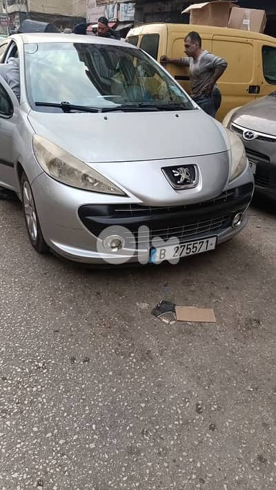 Peugeot 207 2009